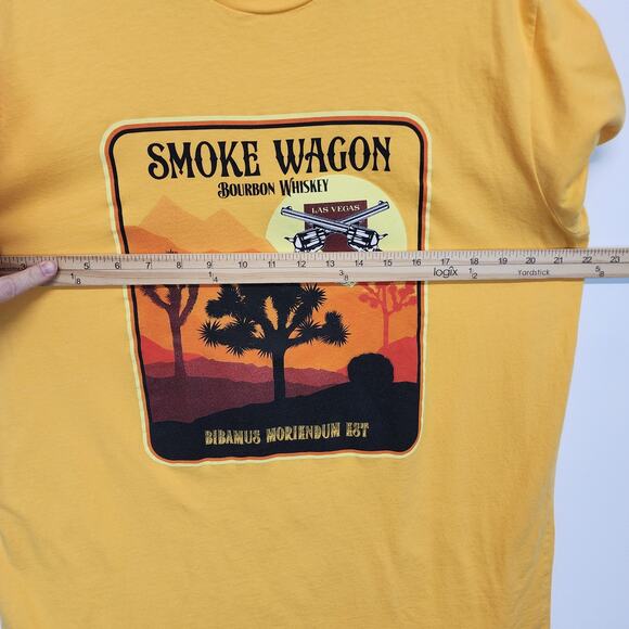 Retro Desert Pistol Bourbon Whiskey Graphic T-shirt Mens XL Yellow Crewneck Gift - Picture 6 of 6